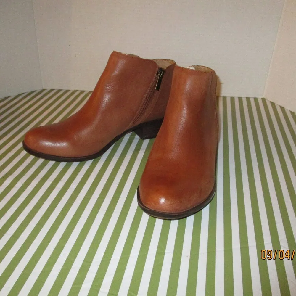 Lucky Brand Ankle Boots - Picture 5 of 14